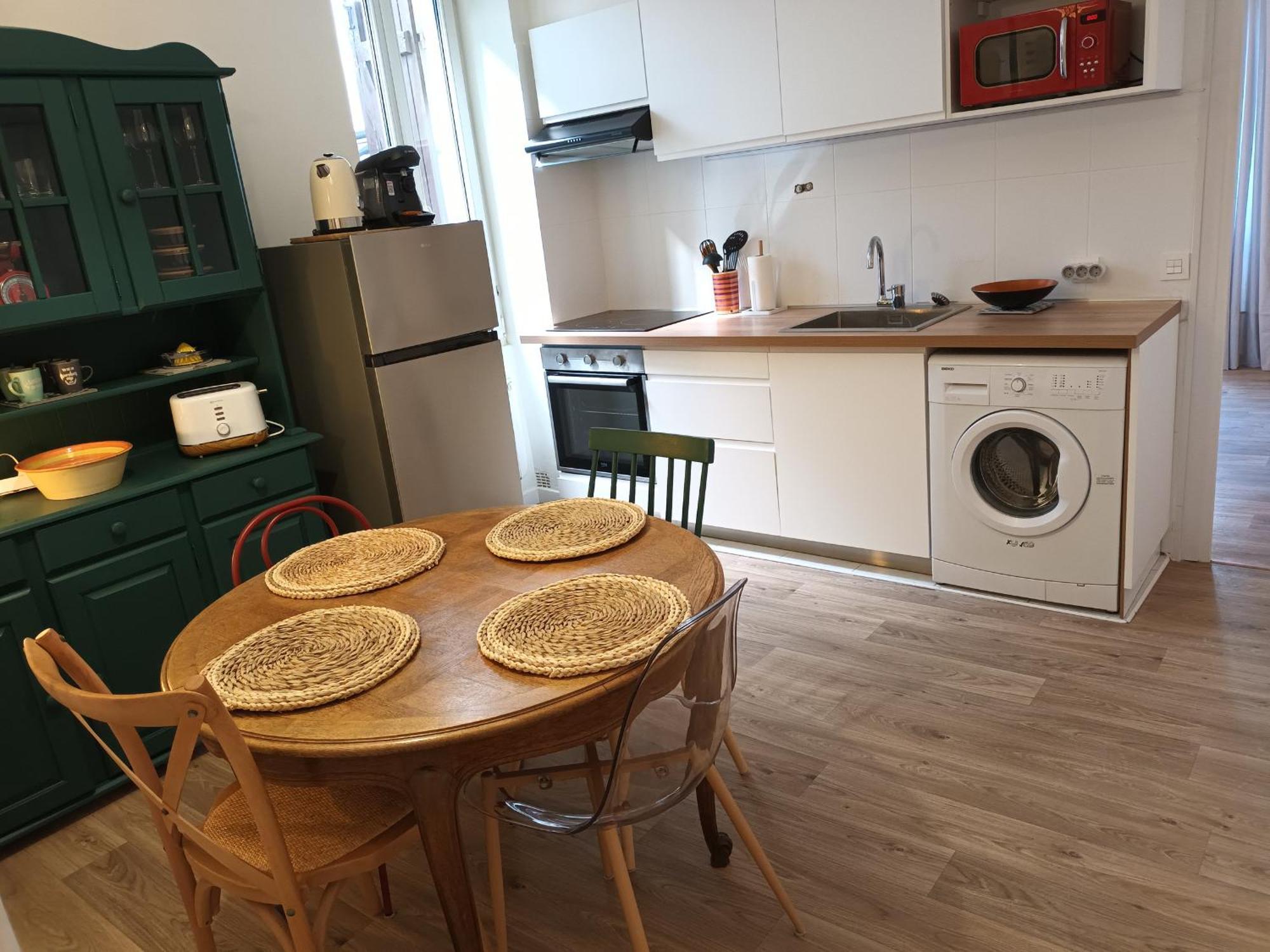 Appartement T2 Renove, Centre-Ville Hendaye, Proche Baie, Sans Ascenseur, Balcon, Calme, Wifi Non Inclus - Fr-1-239-850 Εξωτερικό φωτογραφία